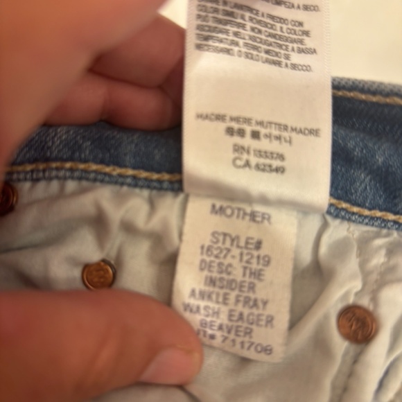 MOTHER Insider Ankle Fray, Eager Beaver Size 28 - Picture 5 of 8
